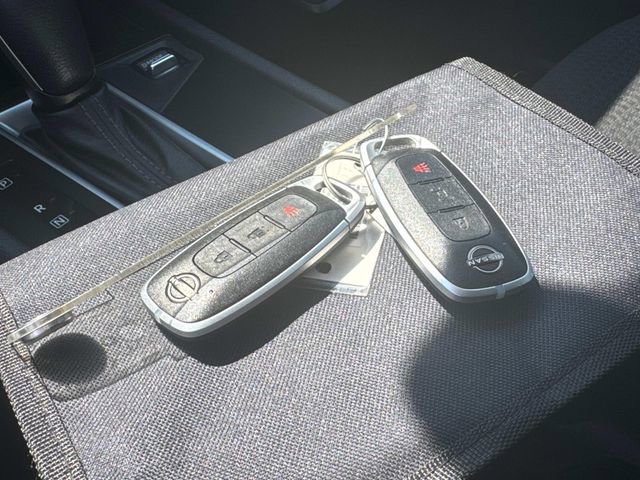 Certified 2025 Nissan Kicks S image 4