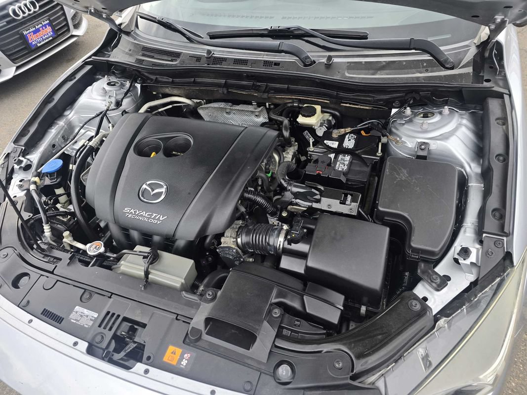 Used 2017 MAZDA MAZDA3 Touring FWD image 35