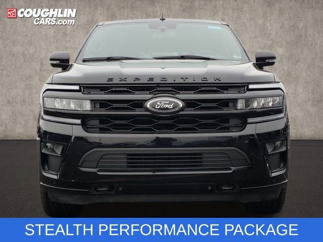 Used 2024 Ford Expedition Max Limited image 3
