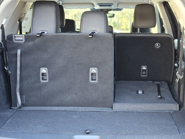 New 2025 Nissan Pathfinder SL w/ Black Appearance Package image 30