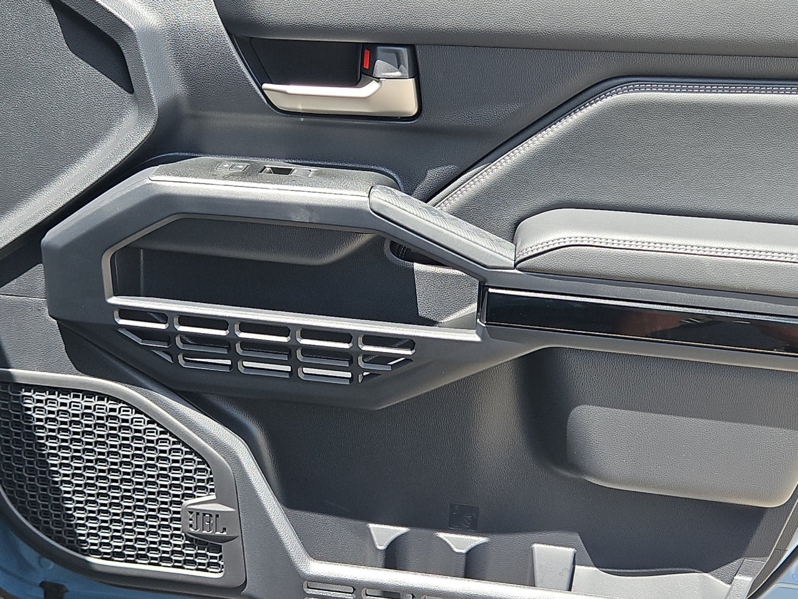 New 2026 Toyota 4Runner Limited AWD/4WD image 18