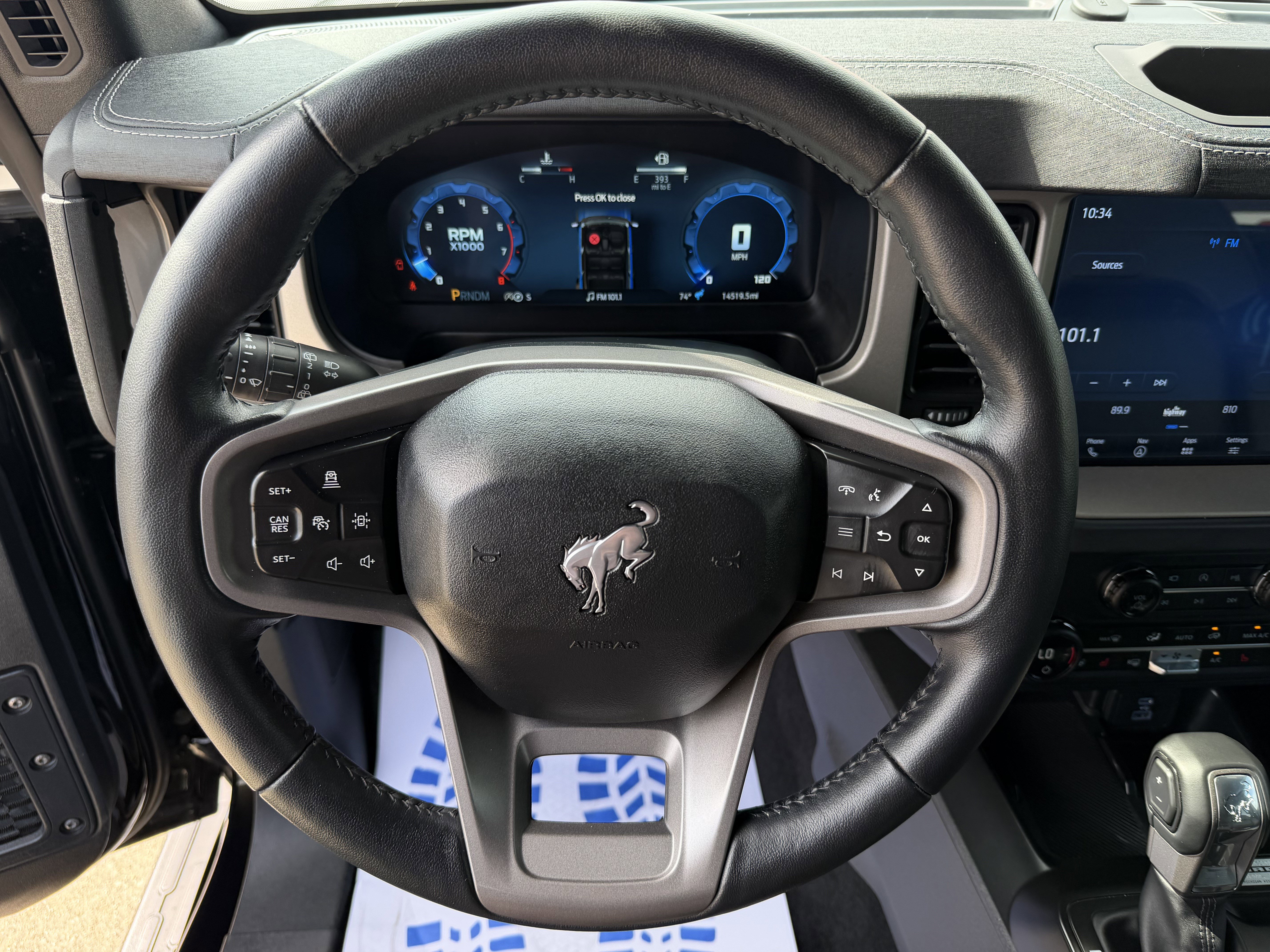 Used 2025 Ford Bronco Outer Banks image 16