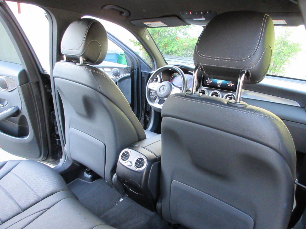 Used 2022 Mercedes-Benz GLC 300 4MATIC image 32