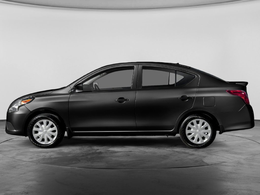 Used 2019 Nissan Versa SV FWD image 3