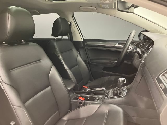 Used 2020 Volkswagen Golf 4-Door FWD image 33