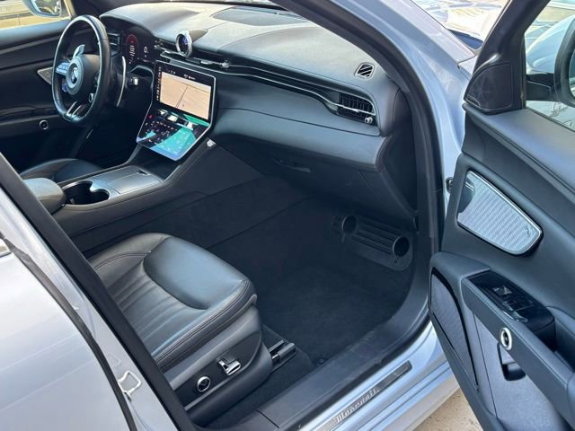 Used 2024 Maserati Grecale GT image 25