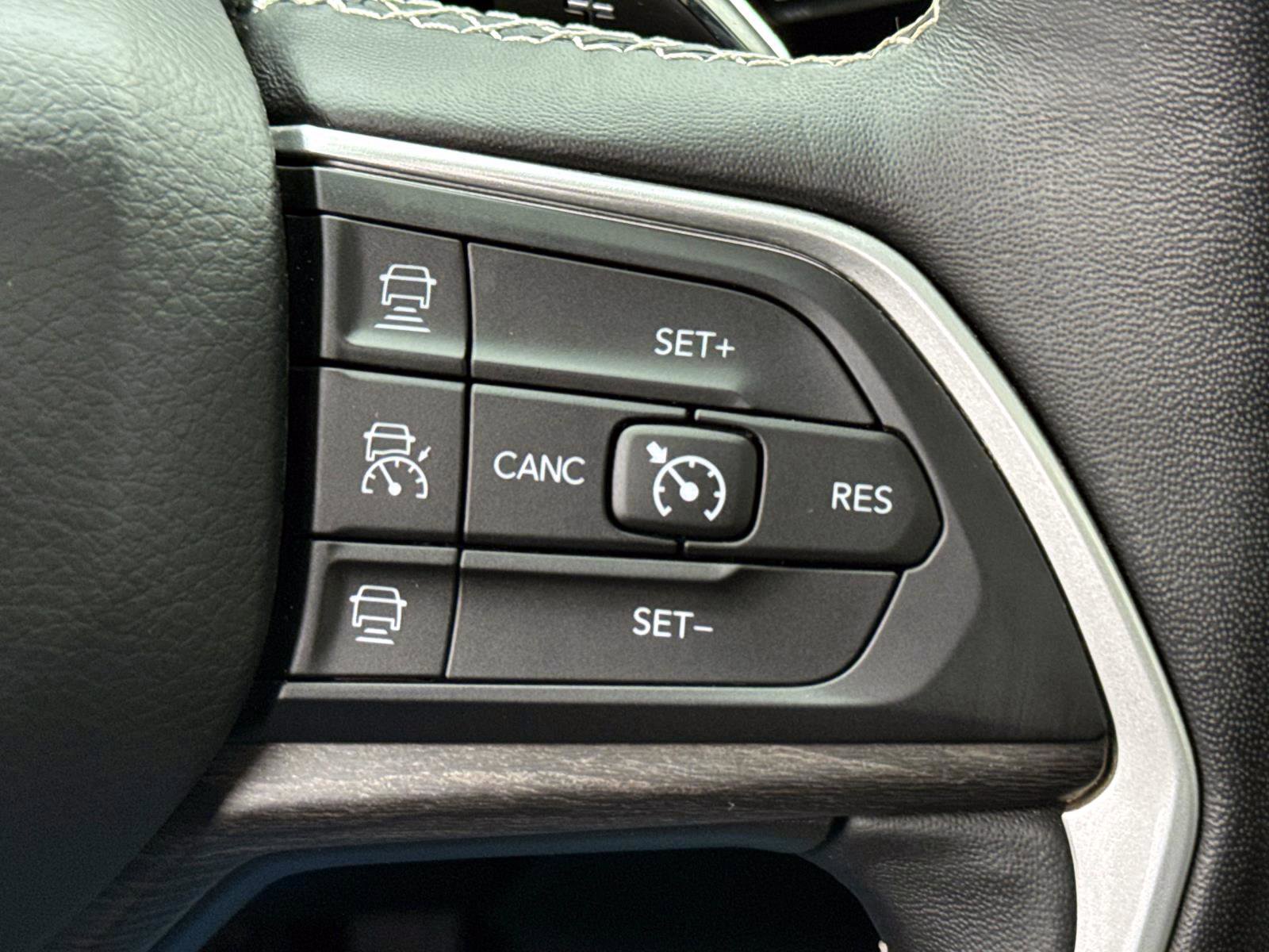 Used 2021 Jeep Grand Cherokee L Limited image 22