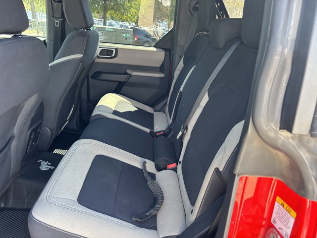 Used 2021 Ford Bronco Big Bend w/ Sasquatch Package AWD/4WD image 17