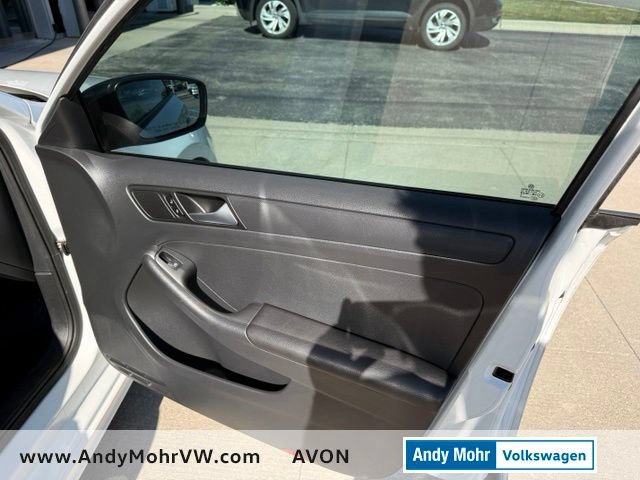 Used 2015 Volkswagen Jetta S FWD image 15