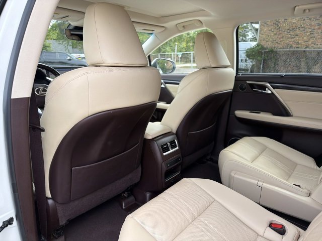 Used 2018 Lexus RX 450hL Luxury w/ Accessory Package AWD/4WD image 12