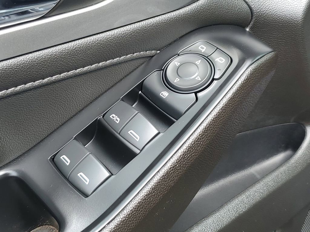 Certified 2023 Chevrolet Traverse LT w/ LPO, Floor Liner Package AWD/4WD image 27