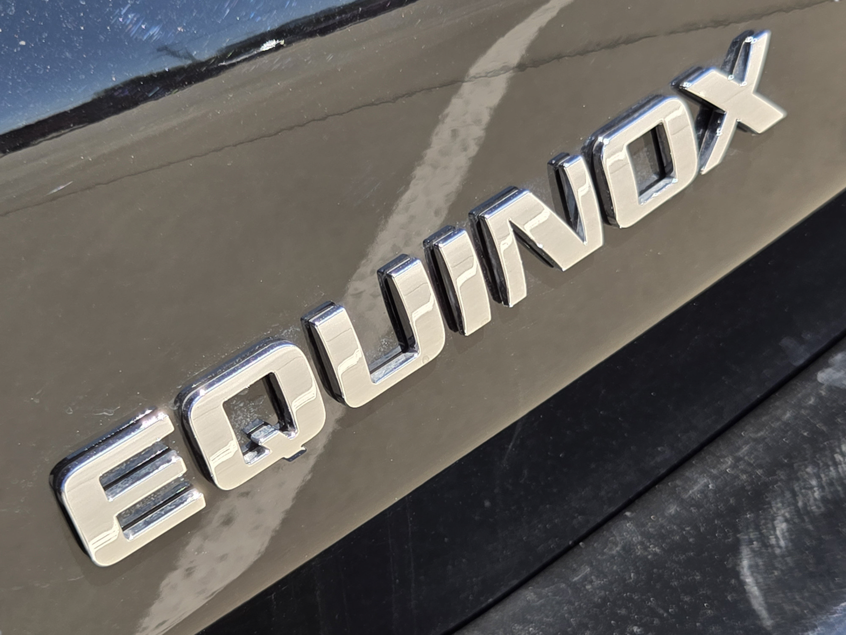 Used 2024 Chevrolet Equinox LS FWD image 32
