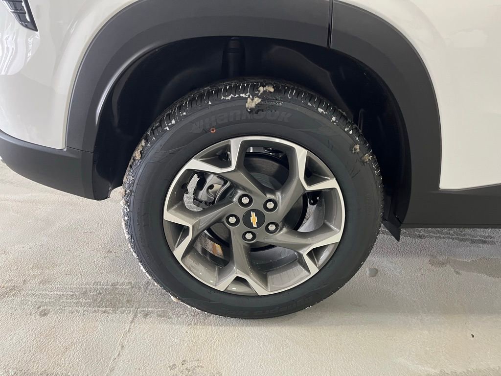 New 2026 Chevrolet Trax LT w/ Driver Confidence Package image 31