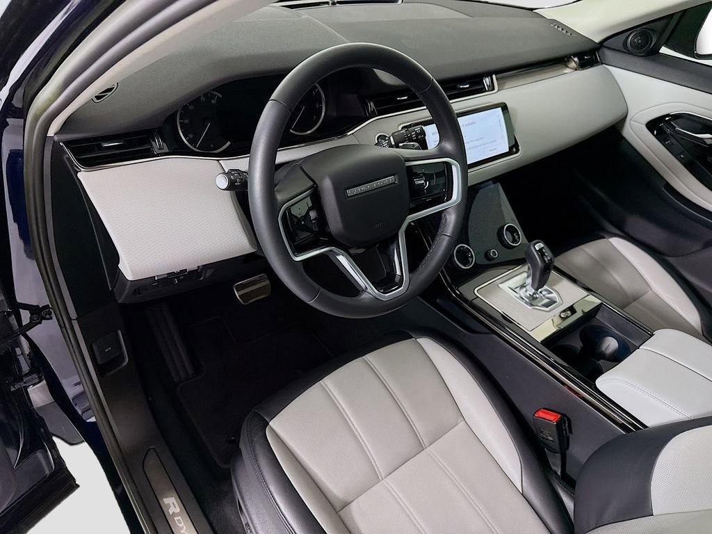 Used 2023 Land Rover Range Rover Evoque R-Dynamic S image 9