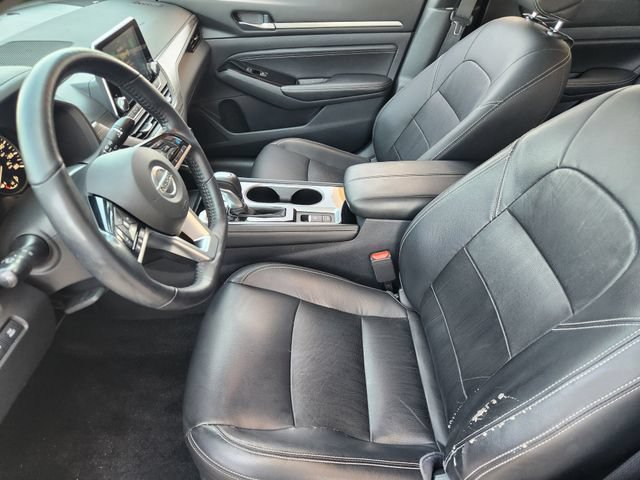 Used 2020 Nissan Altima 2.0 Platinum FWD image 15