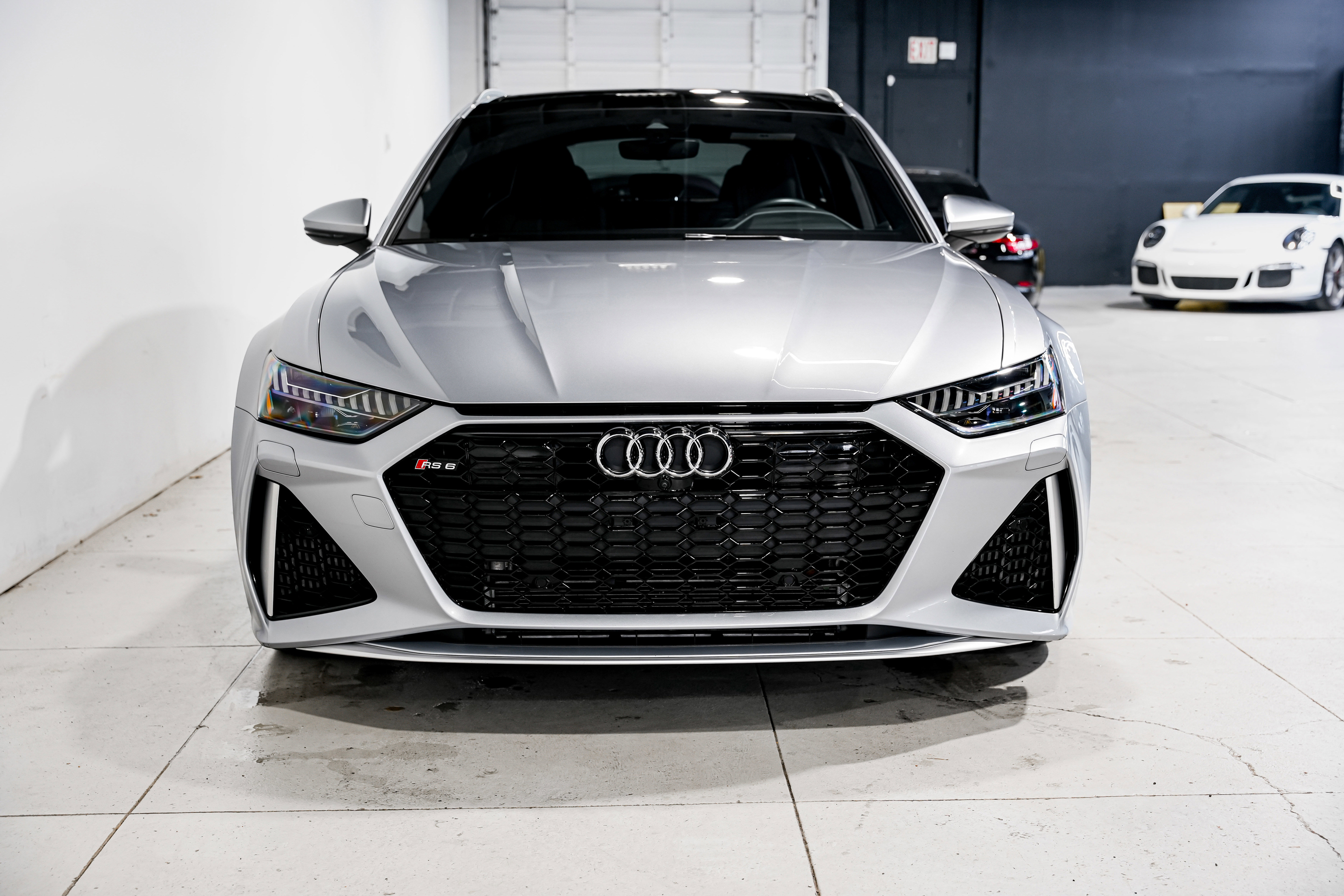 Used 2022 Audi RS 6 AWD/4WD image 5