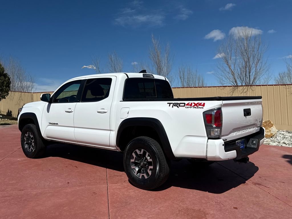 Used 2022 Toyota Tacoma TRD Off-Road w/ Technology Package AWD/4WD image 5