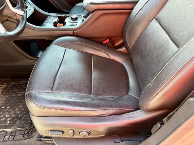 Used 2020 GMC Acadia SLT AWD/4WD image 28