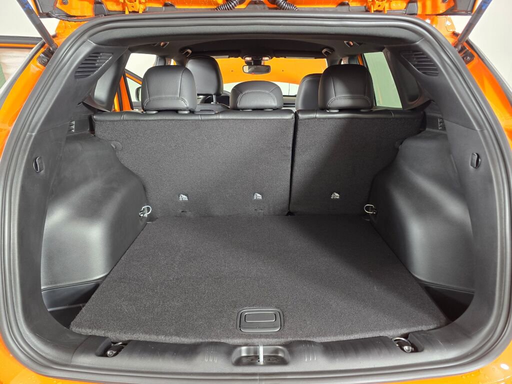 New 2026 Jeep Compass Latitude image 15