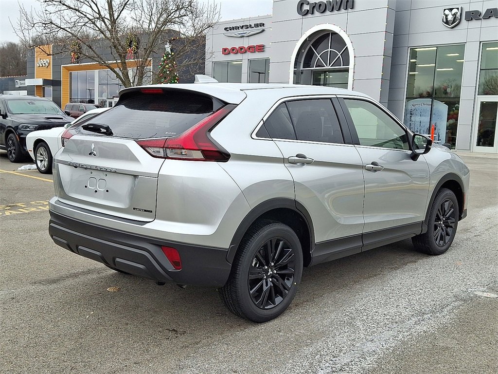 New 2026 Mitsubishi Eclipse Cross LE image 4