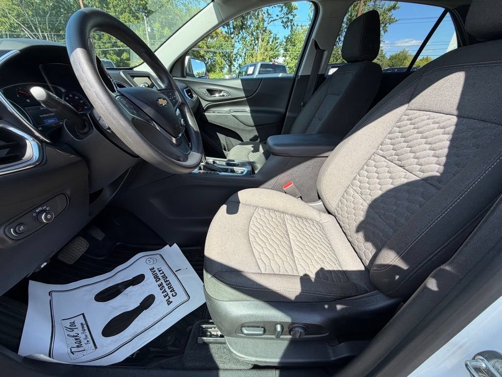 Used 2019 Chevrolet Equinox LT AWD/4WD image 11