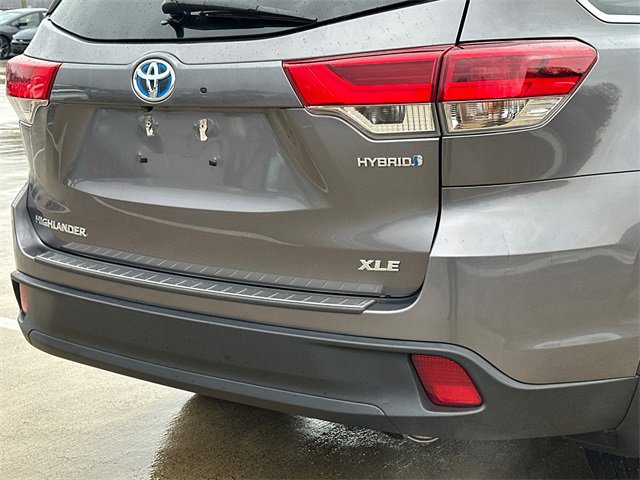 Used 2019 Toyota Highlander XLE image 5