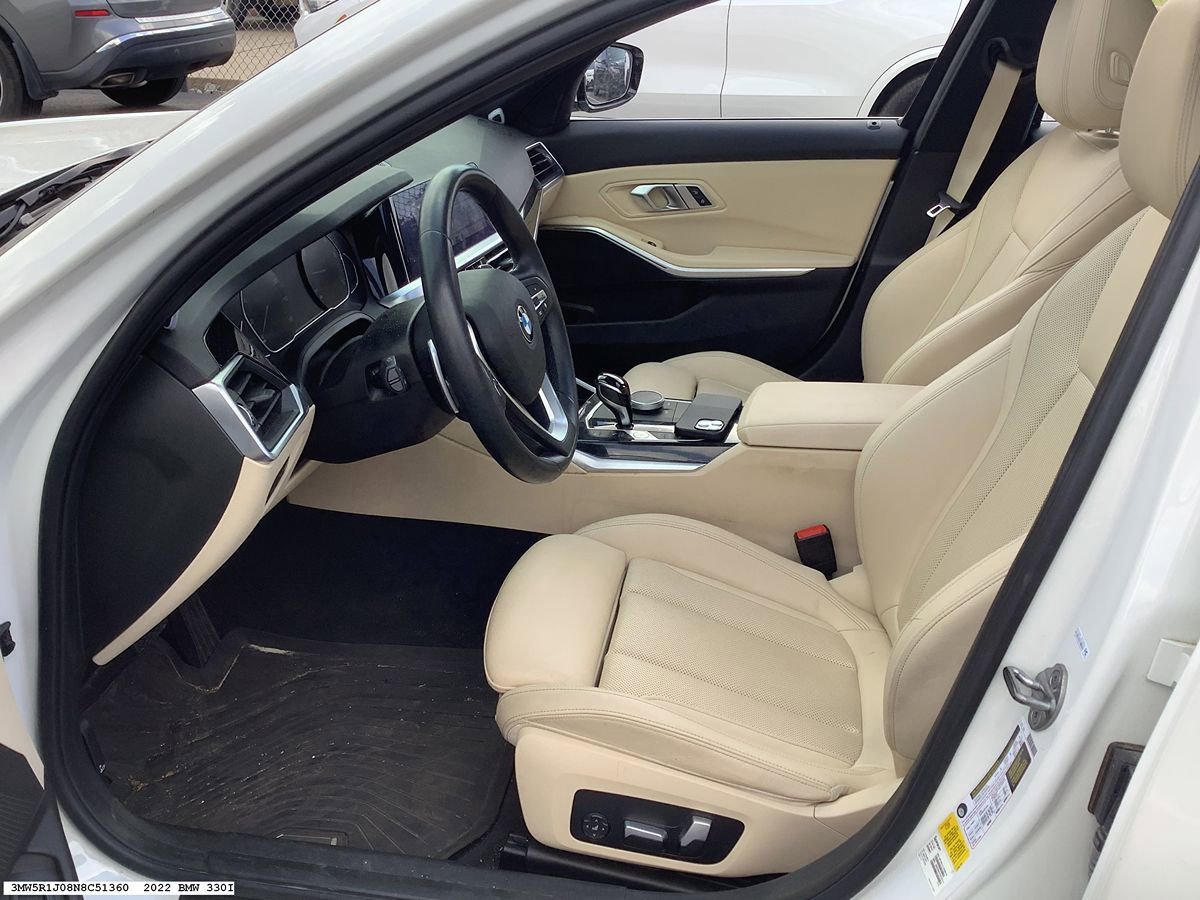 Used 2022 BMW 330i Sedan w/ Convenience Package RWD image 8