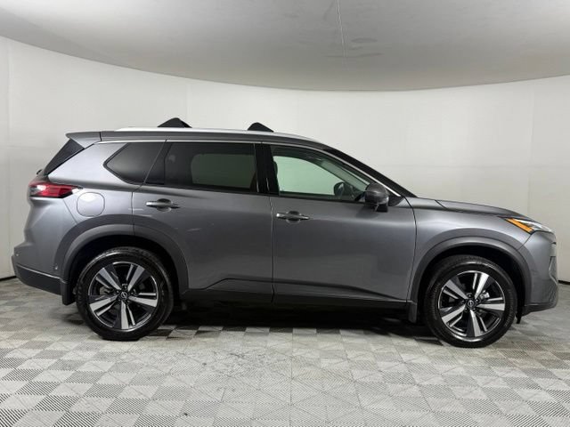 Used 2024 Nissan Rogue SL w/ SL Premium Package FWD image 8