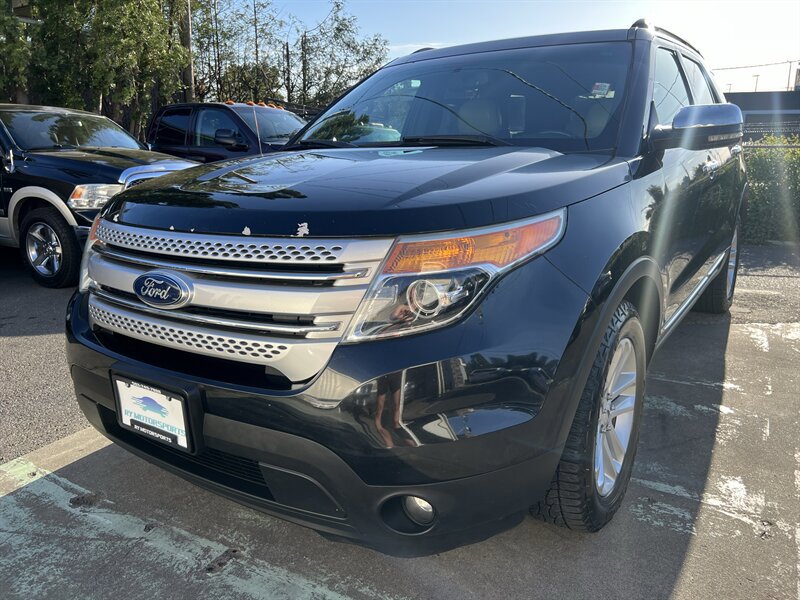 Used 2012 Ford Explorer XLT AWD/4WD image 1