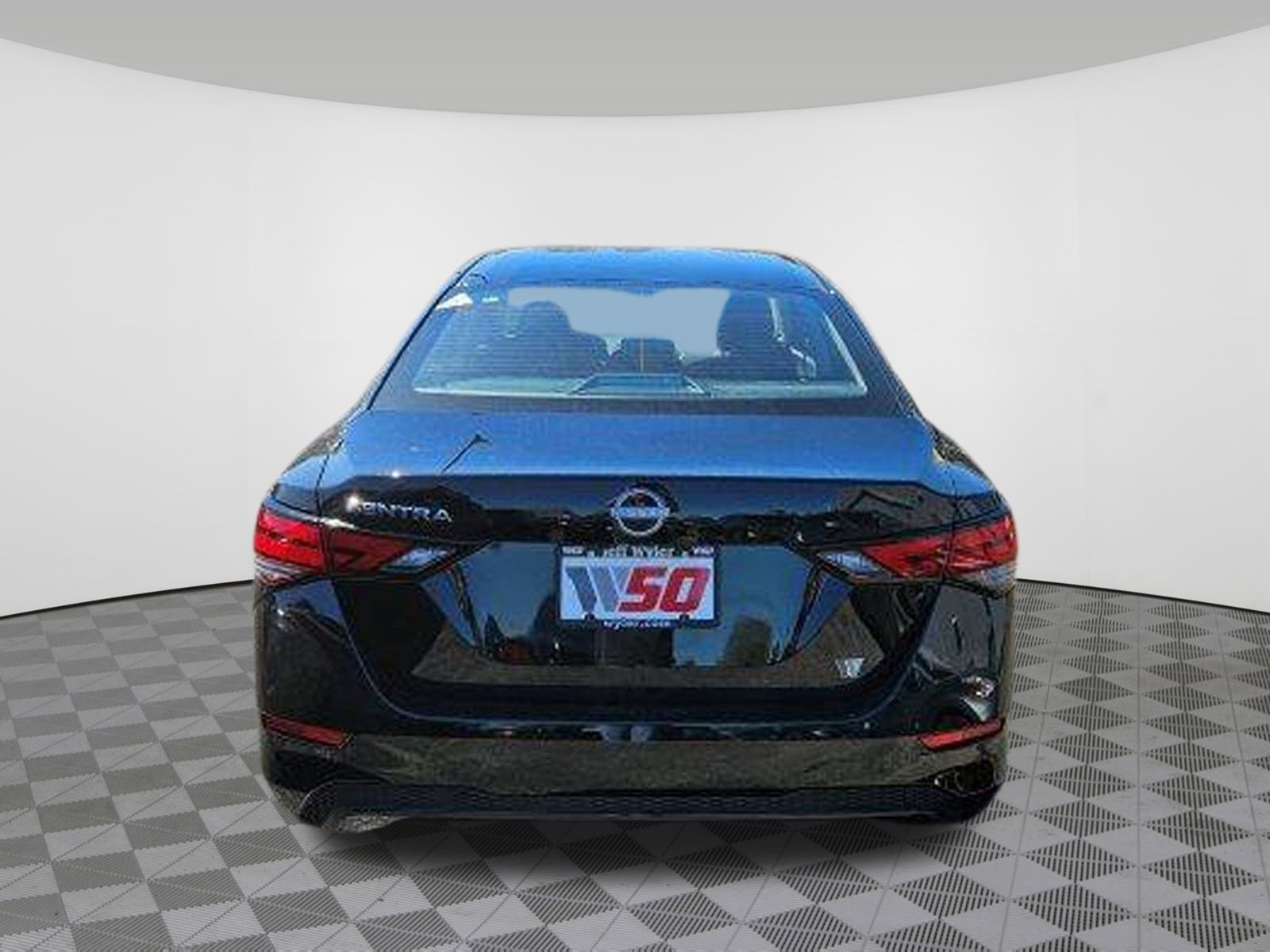 Used 2025 Nissan Sentra S image 9