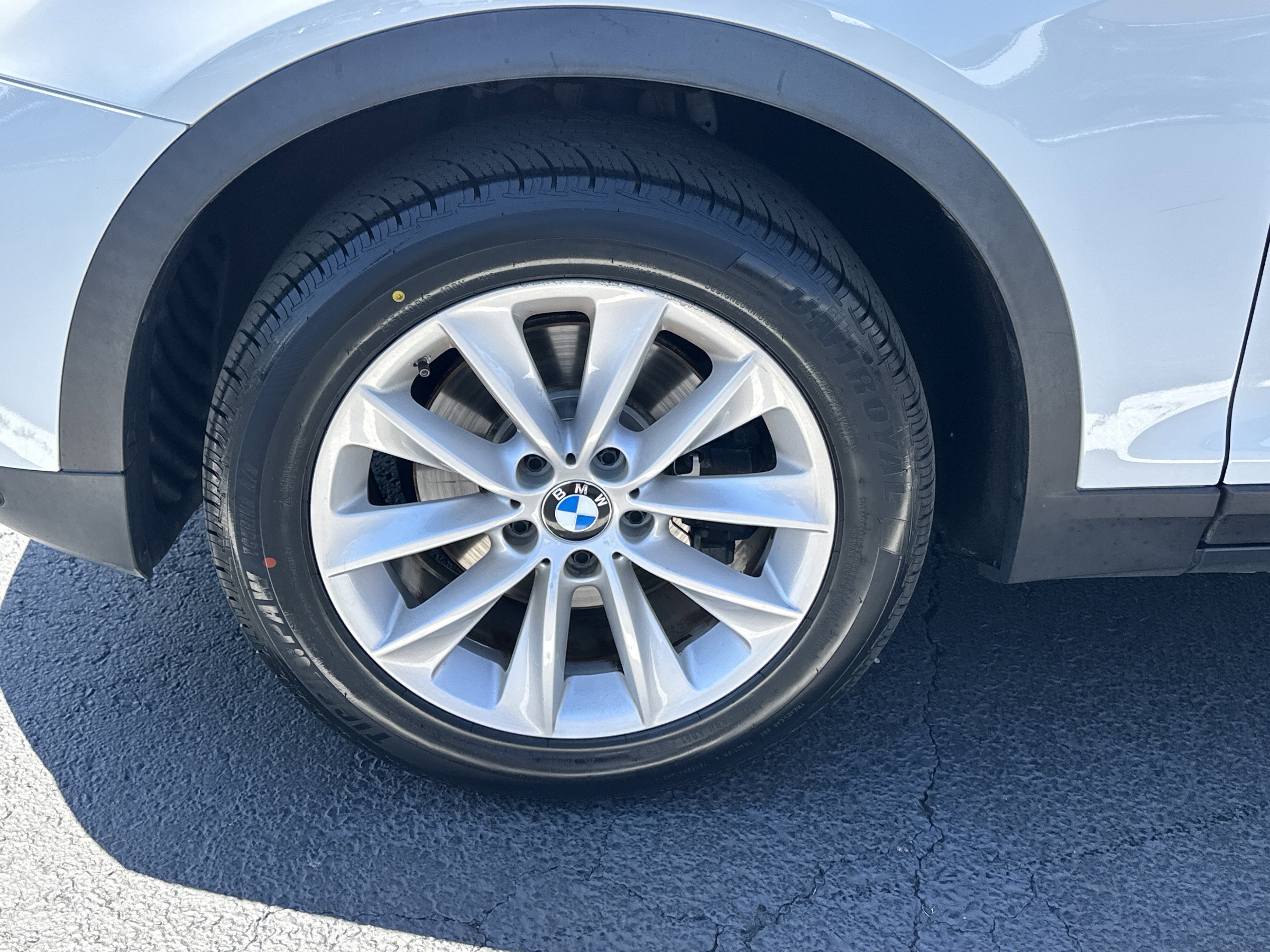 Used 2017 BMW X3 xDrive28i image 11