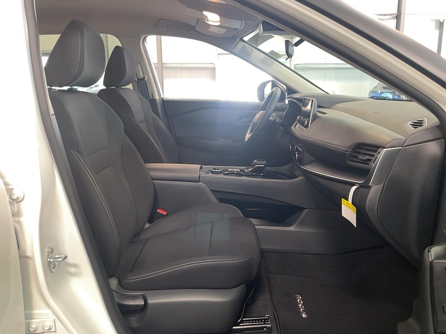 Used 2026 Nissan Rogue S AWD/4WD image 15