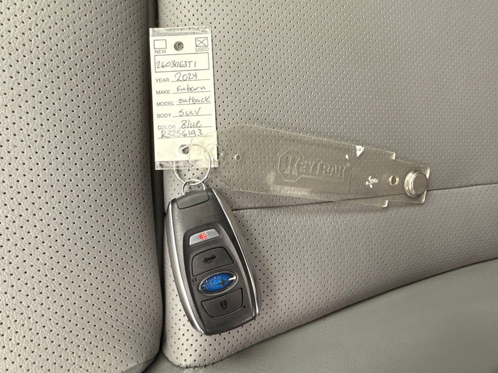 Used 2024 Subaru Outback Limited image 40