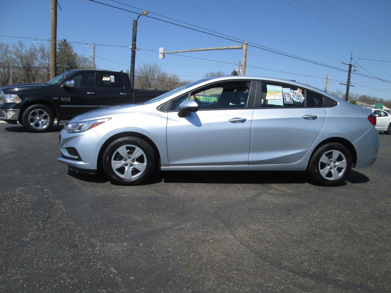 Used 2018 Chevrolet Cruze LS image 13