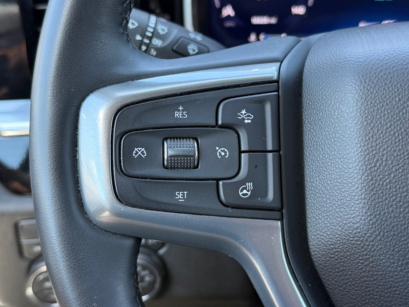 Used 2026 Chevrolet Silverado 1500 RST AWD/4WD image 15