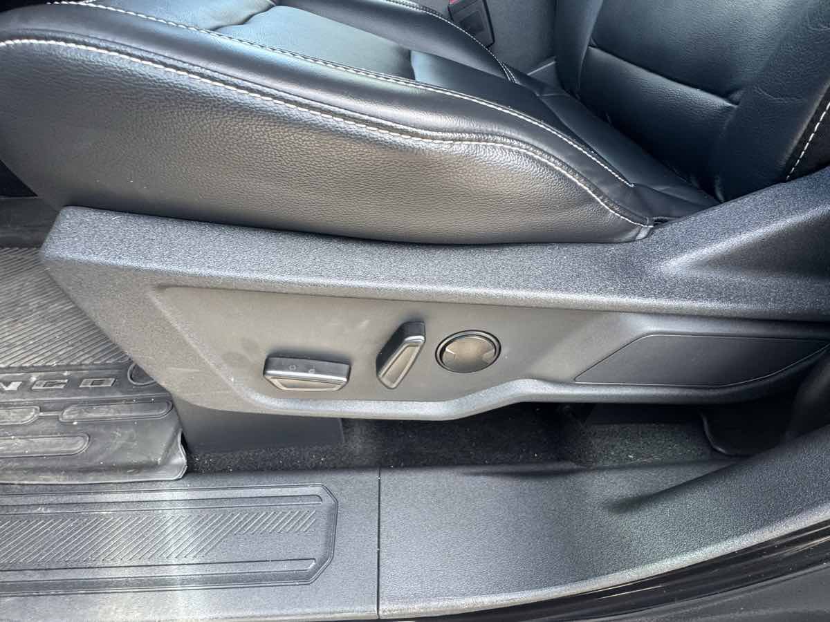 Used 2025 Ford Bronco Outer Banks AWD/4WD image 20