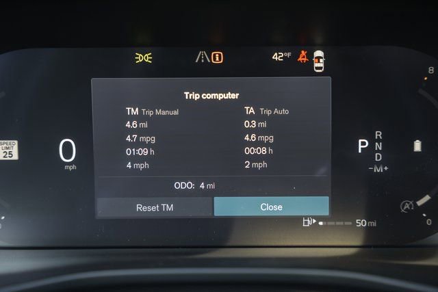 New 2026 Volvo XC40 B5 Ultra w/ Protection Package Premier image 43