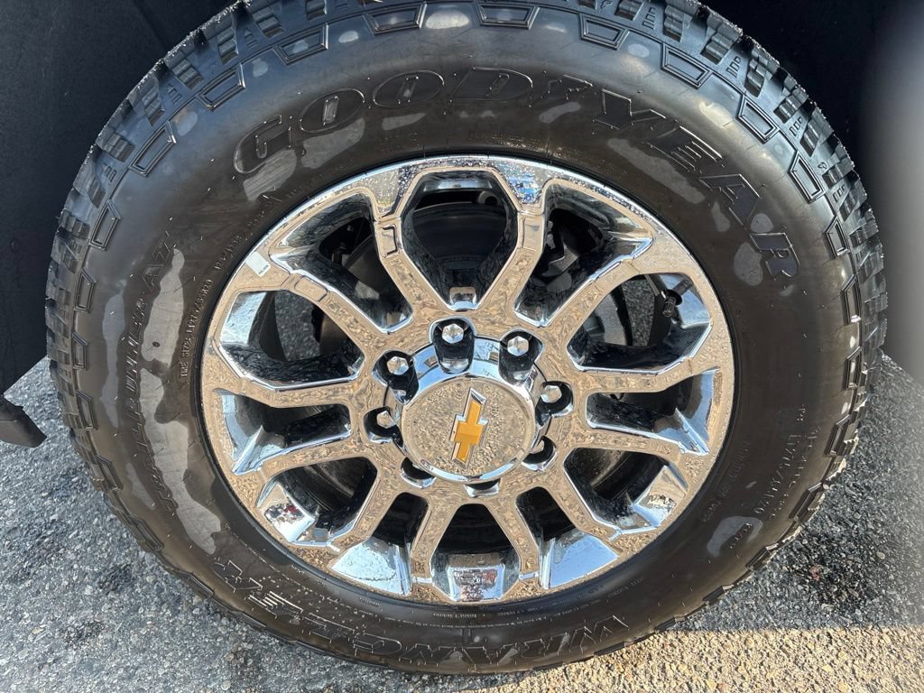 New 2026 Chevrolet Silverado 2500 LTZ w/ LTZ Plus Package AWD/4WD image 12