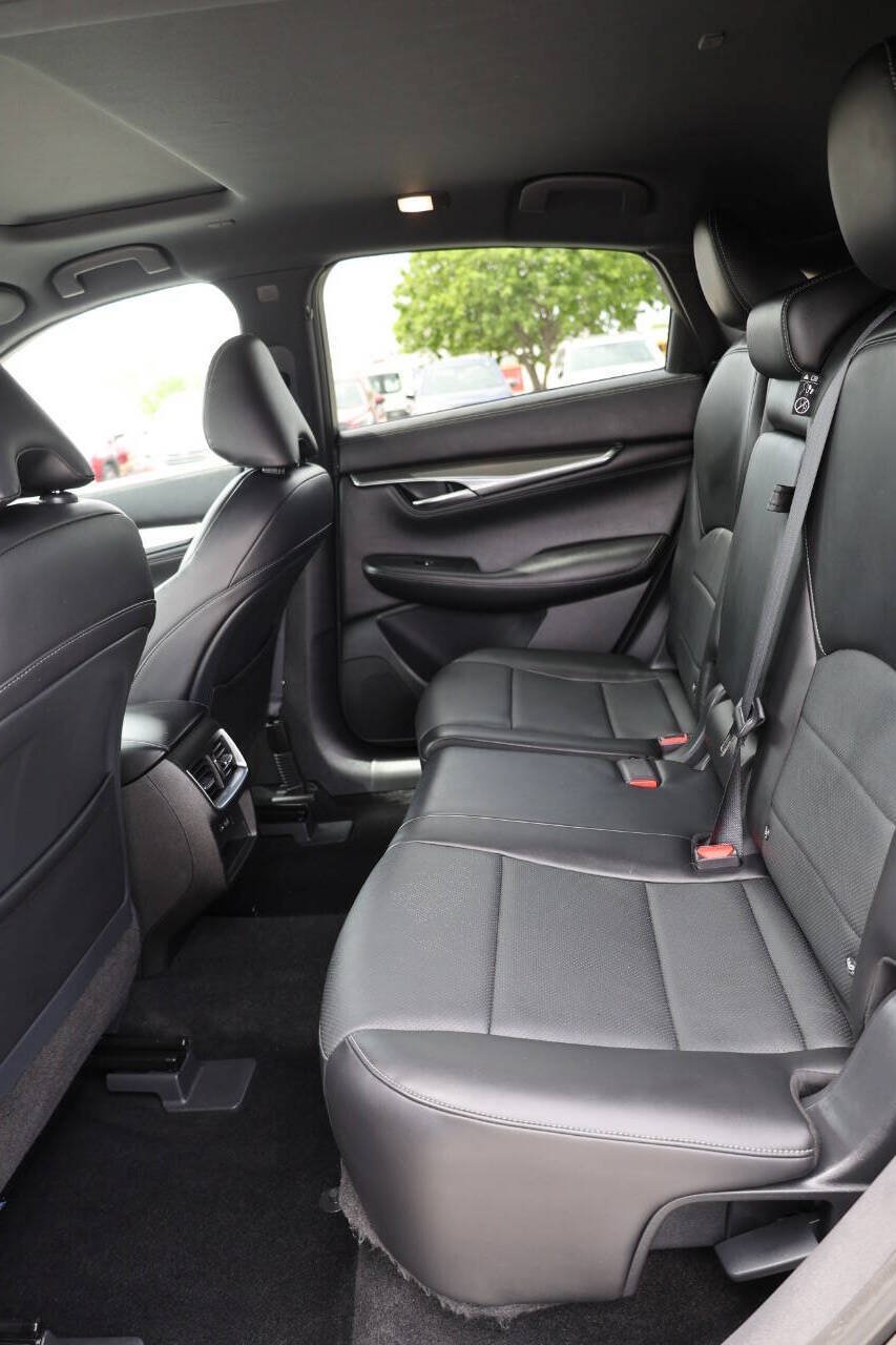 Used 2023 INFINITI QX55 Luxe w/ Cargo Package AWD/4WD image 17