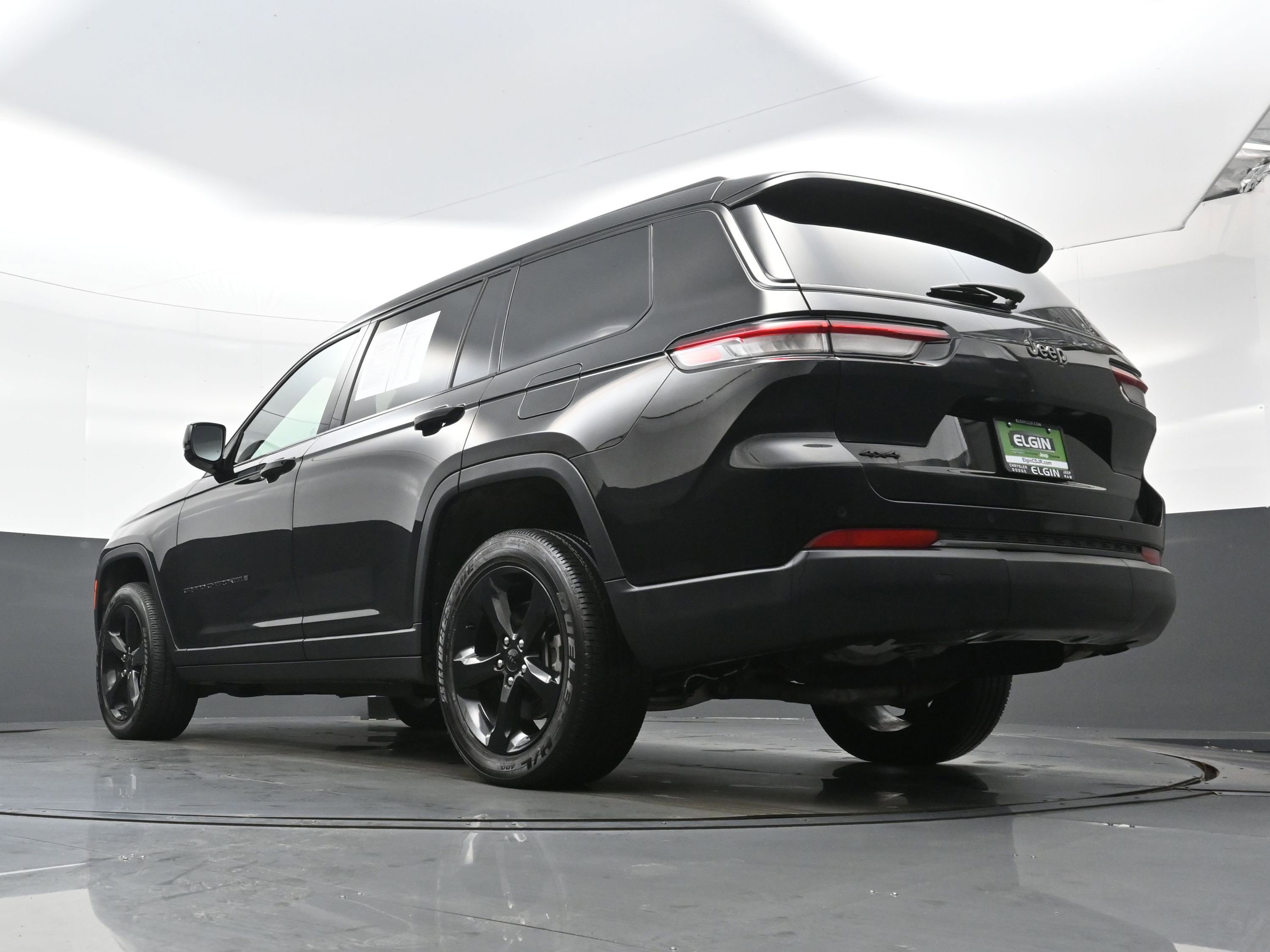 Used 2025 Jeep Grand Cherokee L Altitude image 28