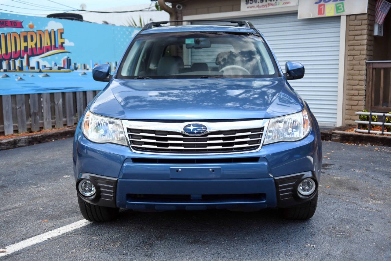 Used 2010 Subaru Forester 2.5X Limited AWD/4WD image 2
