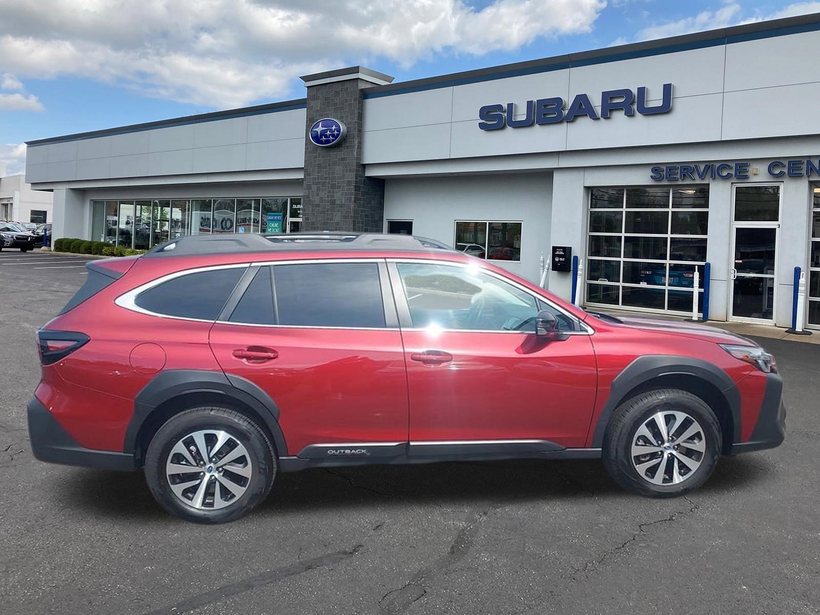 Certified 2025 Subaru Outback Premium AWD/4WD image 8