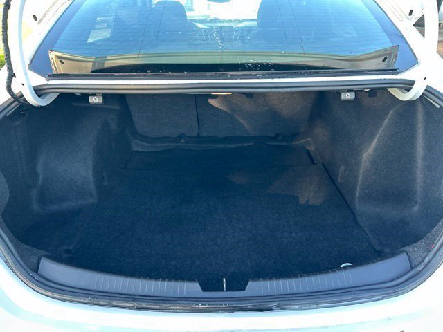 Used 2024 Chevrolet Malibu LT FWD image 33