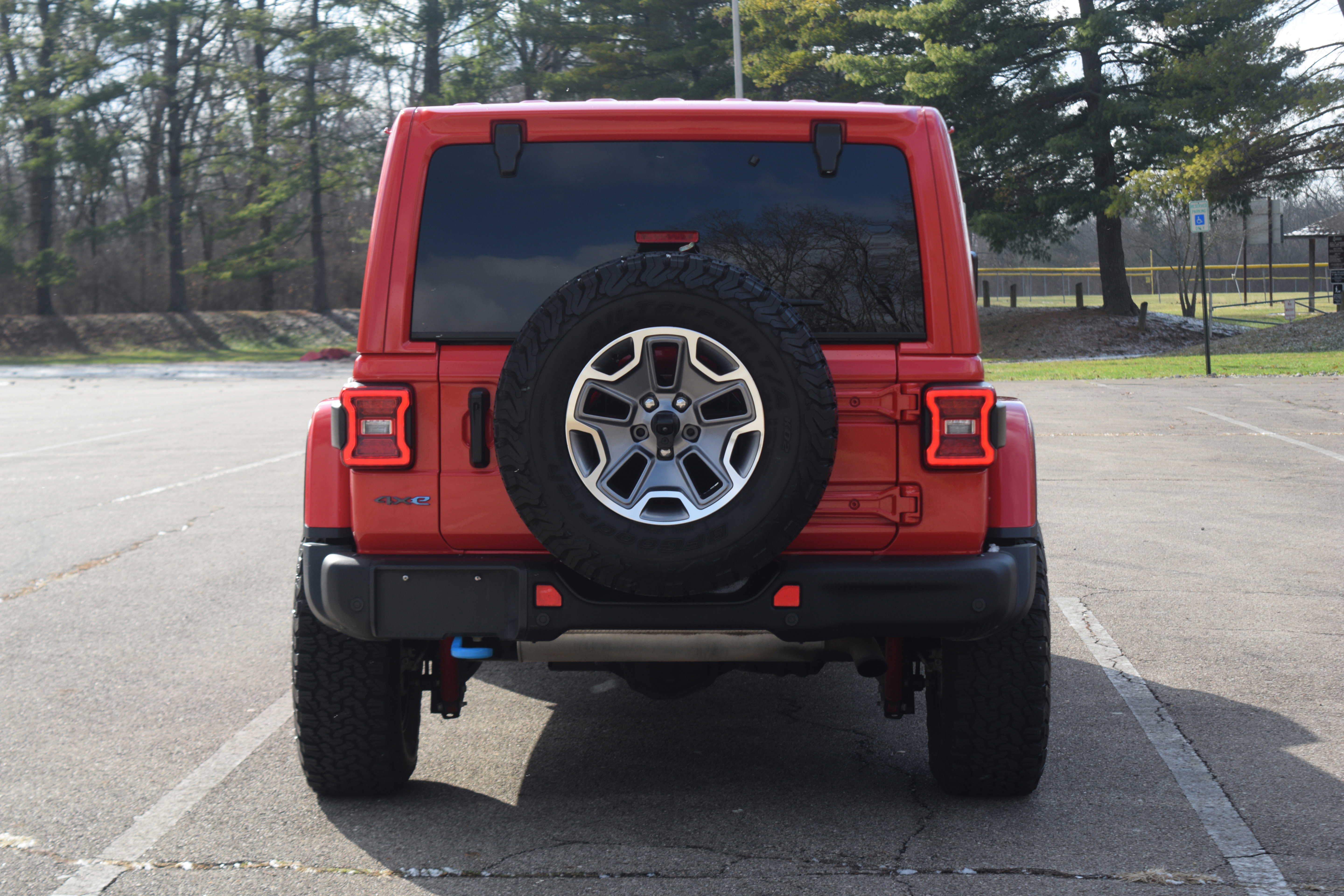 Used 2023 Jeep Wrangler Unlimited Rubicon 4xe w/ Steel Bumper Group image 24