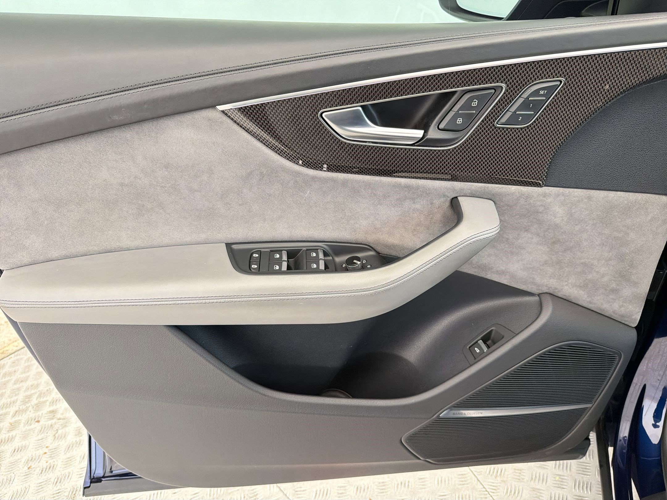 Used 2021 Audi SQ8 Prestige w/ Prestige Package image 13