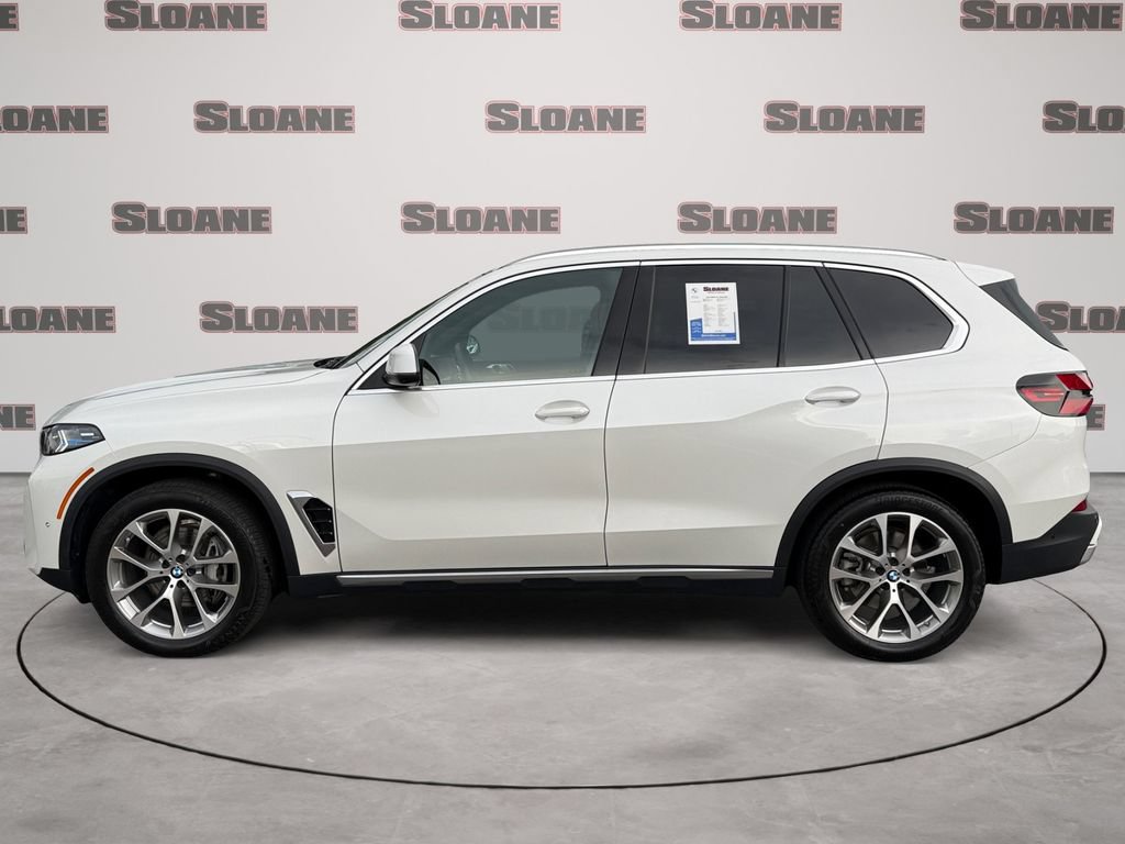 Certified 2026 BMW X5 xDrive40i AWD/4WD image 2