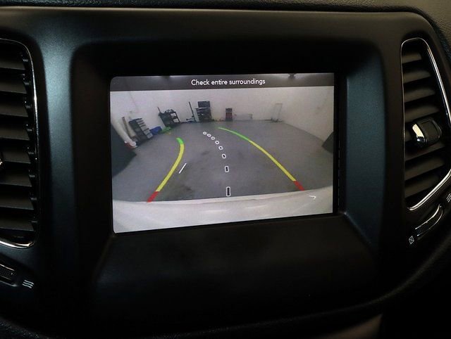 Used 2019 Jeep Compass Latitude image 18