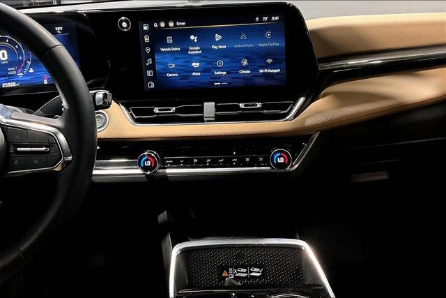Certified 2025 Chevrolet Equinox ACTIV w/ Safety and Technology Package AWD/4WD image 9