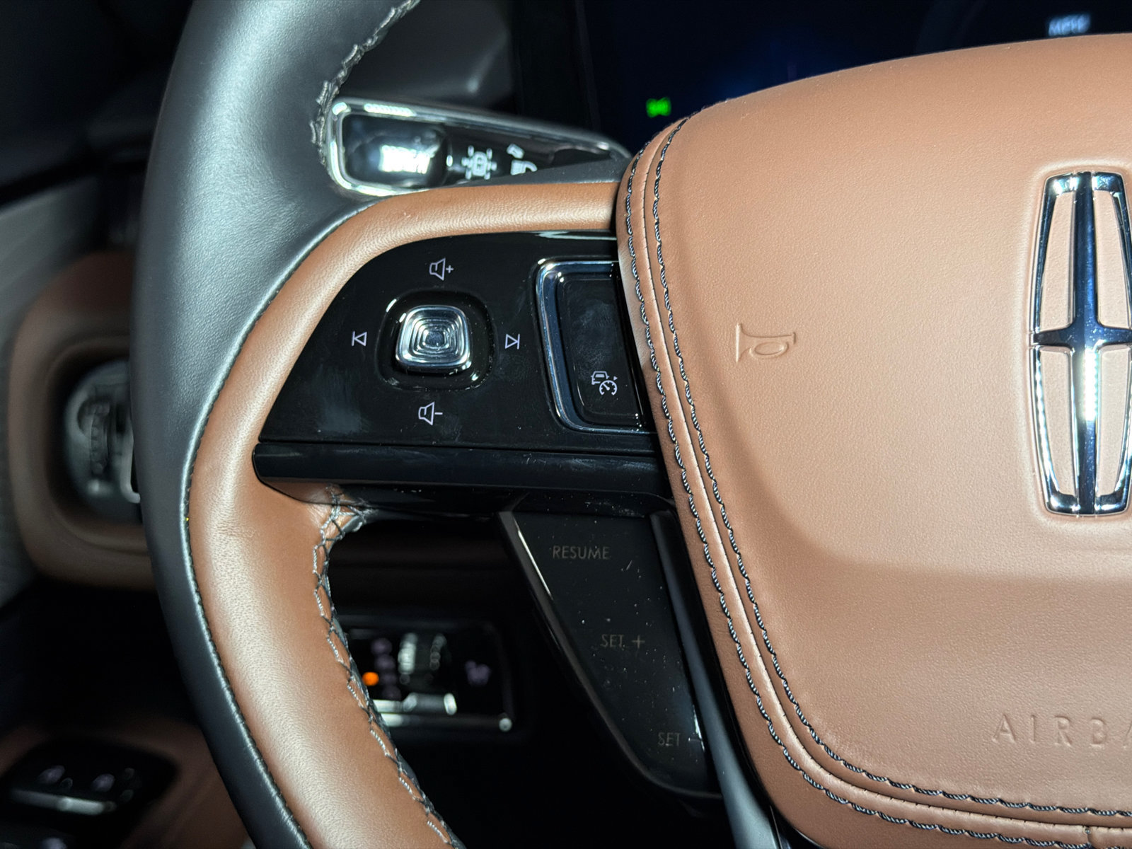 New 2027 Lincoln Aviator Reserve AWD/4WD image 24