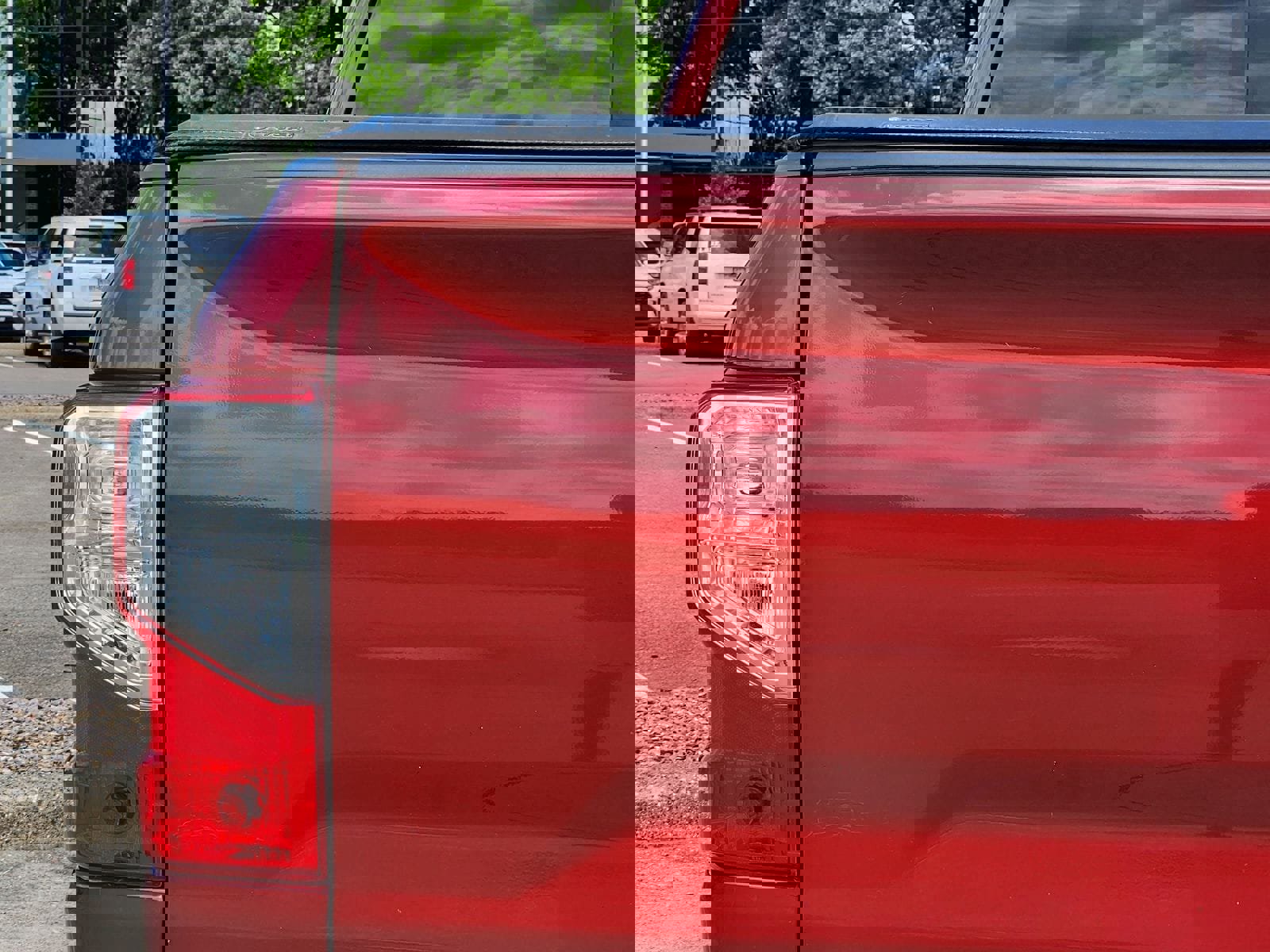 Used 2018 Nissan Titan PRO-4X w/ Pro-4x Utility Package image 19